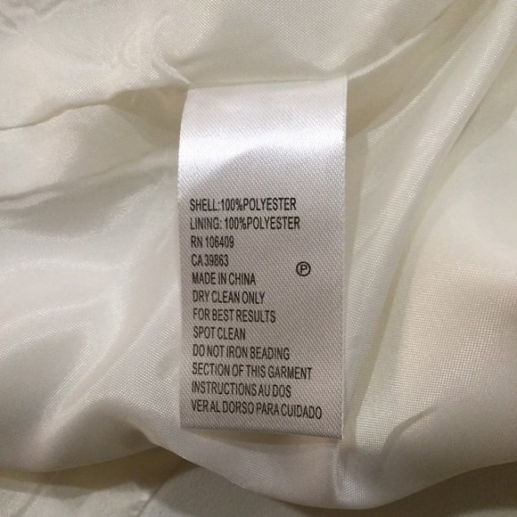 Blazer -White with Pearls details by Tahari size 8 - Picture 6 of 6